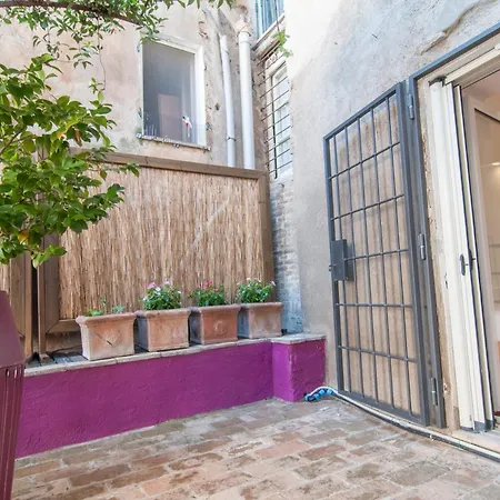 Umbrian Concierge - Imbriani 3* Pérouse