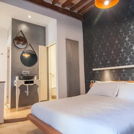 Gasthuis Umbrian Concierge - Imbriani 3*