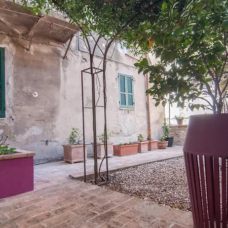 Pensjonat Umbrian Concierge - Imbriani